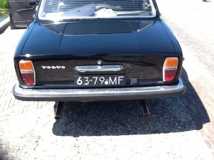 Volvo 144S double Abarth exhaust (1)