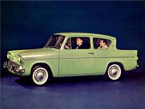 Ford~Anglia~105E~(2)