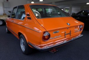 BMW 2002_tii_Touring_Alpina_Rear_resize